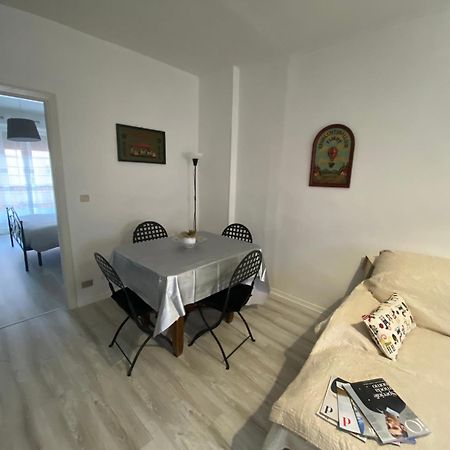 Appartamento Lella Zona Terme Centro E Vicino Habilita-Villa Igea 아키테르메 외부 사진