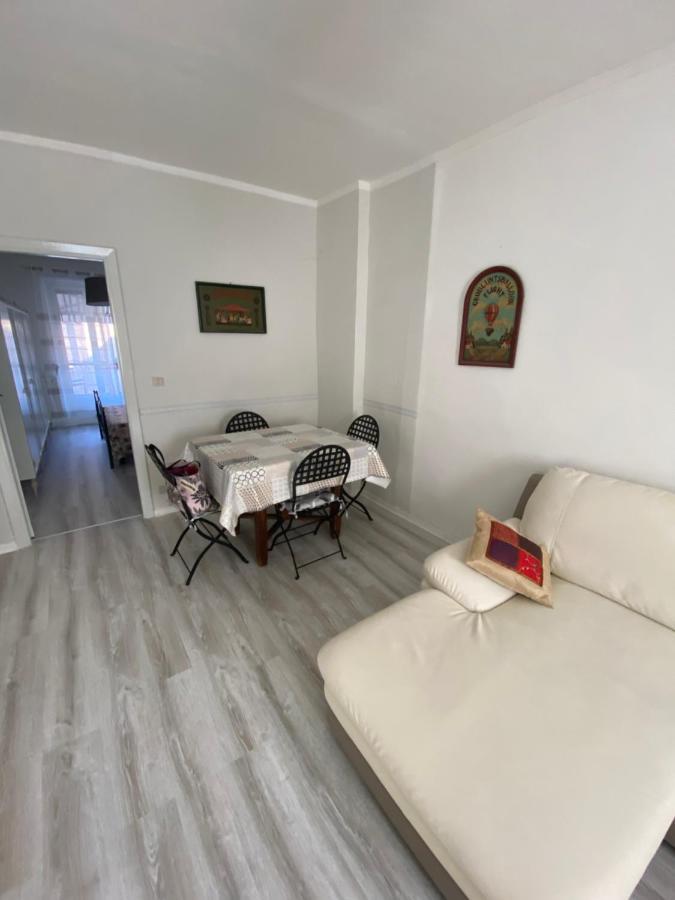 Appartamento Lella Zona Terme Centro E Vicino Habilita-Villa Igea 아키테르메 외부 사진